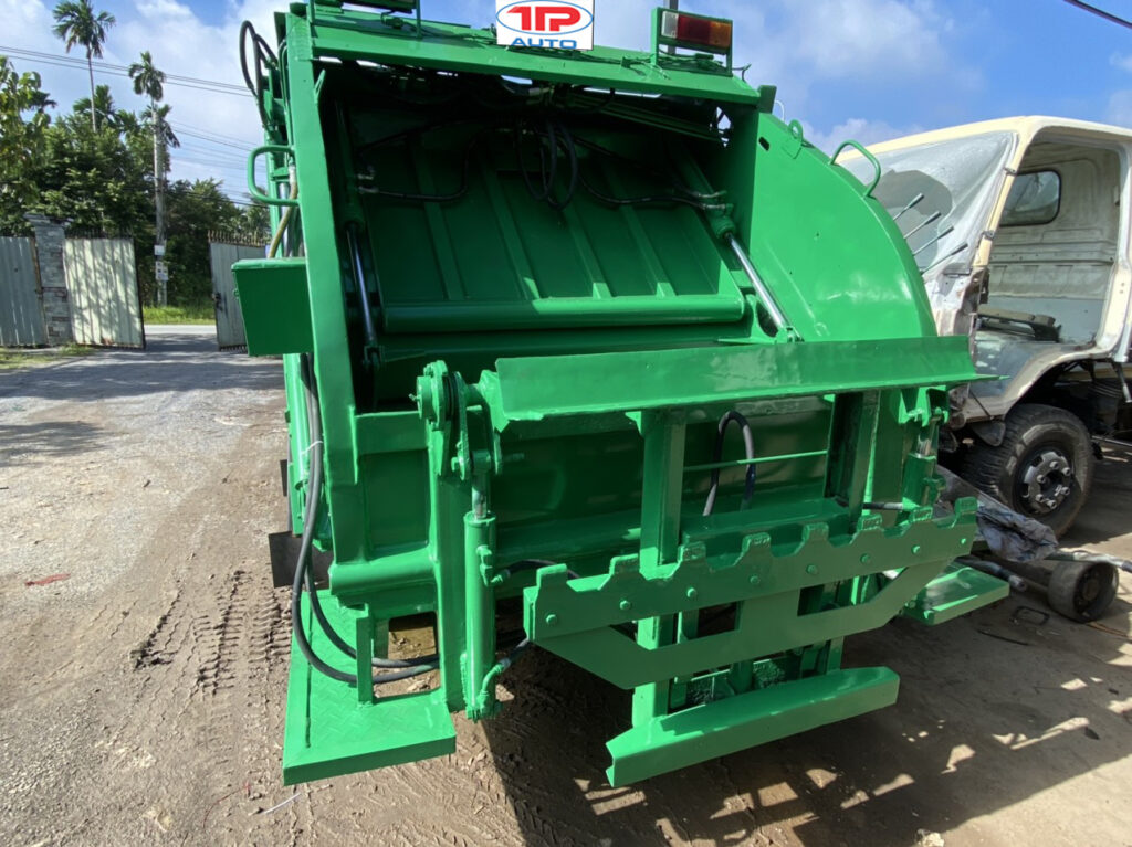 Ô Tô Trường Phúc | Xe ép rác – Xe bồn – Xe cẩu